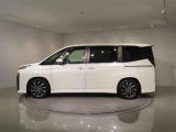 スーパーUVカット機能付(撥水機能付)UVカットフロントドアグリーンガラス&UVカット機能付プライバシーガラス(スライドドア・リヤクォーター・バックドア)