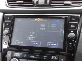 純正ナビはナビゲーション+AV 2画面表示、Bluetooth Audio、SDカード、DVD再生、CD再生/CD録音、地デジTV、FM/AM