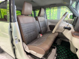 運転席シート廻りは使用感も少なく、良好な状態となっています。丁寧に使われていたことがよくわかりますね。