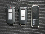 ポケットやカバンに入れたままドアの開閉ができるインテリジェントキーです純正エンジンスターターも付いています
