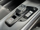 SPORT、ECO、NORMALの3種類のドライブモードを設定☆SPORTモードでは、より力強い加速感☆前後の動きのみで操作できる新デザインの電制シフト☆スイッチ式のパーキングです☆