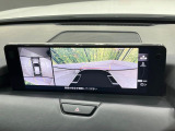 【360&deg;ビューモニター】専用のカメラにより、上から見下ろしたような視点で360度クルマの周囲を確認することができます☆死角部分も確認しやすく、狭い場所での切り返しや駐車もスムーズに行えます。