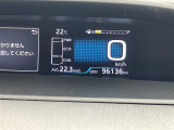 【スピードメーター】メーターがシンプルで見やすく運転しやすいですね!