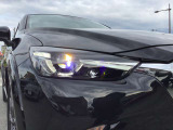 LEDヘッドランプ装備・消費電力が少なく明るいので夜間走行も安心して運転出来ます。