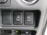 運転席からも操作ができるパワースライドドアです!乗り降り便利なうれしい装備です。