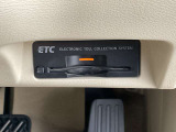 ビルトインタイプのETCが付いてます。