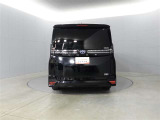中古車の内外装の状態などをひと目で分かるよう、トヨタ車のプロの検査員が実施した「車両検査証明書」をご用意しています。