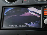 バックビューモニターが付いていますので、車庫入れや後方の安全確認にも便利です。