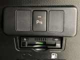 高速道路をスイスイッと通過の『ETC』付き!ETCカードをお持ちでない方は、トヨタETCカードもございますので、ご相談下さいね!詳しくはスタッフまで!通話料無料のフリーダイヤル「0078-6003-527324」