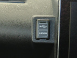 USB&HDMI差し込みあります。