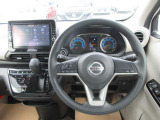 清潔で広々した座席です!是非、現車を見て体感してみてください。