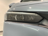 LEDヘッドライトは、点灯の瞬間から最大光量を発揮し、突然暗くなるトンネルなどでの安定感を高めます。