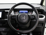 【運転席まわり】Honda独自の設計思想に基づき、自然に手を伸ばした先に操作したいものがあるようレイアウトを追求 !