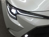 ヘッドライトは消費電力の少ないLED。夜の暗い道でも明るく照らしてれます。