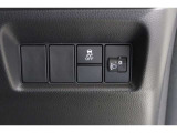 【横滑り防止装置】ドライバーの安全運転をアシストしてくれる装備が充実しています☆ドライバーの不安を安心へと変えてくれますね。