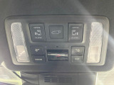 【パワーバックドア】スマートキーや運転席のボタンを押すだけでリアゲートが自動で開閉します!荷物を持っている時や、高い位置にあるバックドアを閉める際に便利な機能です♪