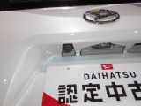 ダイハツ純正ナビ用全方位カメラが装着されております。純正ナビ装着時、ナビ画面にカメラの映像が映ります。(ナビは別売になります。)