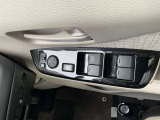 パワーウインドウスイッチ