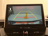 いまや必須装備「ナビゲーション」搭載!知らない場所にスイスイッとドライブ。もう、これなしではハンドルを握れませんね!でも運転中の操作は危険ですのでご注意ですね☆