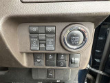 エンジンスタートボタン電動スライドドアメモリー機能付きです