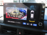 ギヤをRに入れるとナビの画面に後ろの映像が映るリヤカメラ付!後退時の安全確認やコンディションの悪い視界でもカラーバックモニターがドライバーをサポート☆☆☆