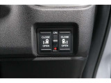 ◆◆両側電動スライドドア!!荷物で手が塞がる時など簡単にドアの開閉が出来ます!何より力いらずで開閉OK!女性やお年寄りにも優しい♪電動機能はOFFにもできますから元気なお子様の駆け出しも安心!