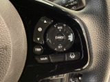 【アダプティブ・クルーズ・コントロール】予め設定した車速内でクルマが自動的に加減速。 前走車との適切な車間距離を維持しながら追従走行し、高速道路でのドライバーの疲労を軽減してくれる嬉しい機能付♪