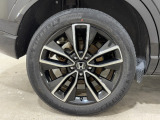【Honda SENSING装備】ミリ波レーダーとカメラを用いた先進の安全運転支援システムです。衝突軽減ブレーキに始まり、車線維持支援システム、標識認識機能など7つの支援で安全運転をサポート!