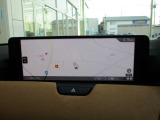 純正ナビのほか、カープレイ・アンドロイドオートも対応していますのでスマホの地図をこちらのモニターに映し出すこともできます。