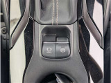 シフト連動パーキングブレーキ&オートブレーキホールド機能付きで運転が快適に&hellip;♪