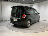 自動車保険・JAFも取り扱っております。また、お客様のご希望で保証延長(有償・一部の車種では取り扱いできません)もご準備しております。