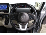 視認性の良いメーターで、運転中も情報がひと目で確認できて安心。見やすさにこだわったデザインで、毎日のドライブがもっと快適に
