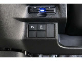 【横滑り防止装置】ドライバーの安全運転をアシストしてくれる装備が充実しています☆ドライバーの不安を安心へと変えてくれますね。