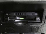 ETC車載機です。高速・有料道路の料金をキャッシュレスでスムーズに通過できます。