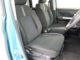 見通しのよいすっきりとした視界で、誰でも運転しやすいです。運転のしやすさは疲れにくさにも繋がりますよ♪