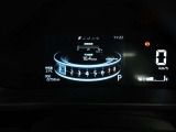 展示車は全てトヨタの車を知り尽くしたエキスパートが基本性能に関わる機能や状態を徹底的にチェックしています。消耗部品の事前交換など法定12ヶ月点検相当の点検・整備を必ず実施しています。