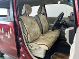 車を運転する際には運転席の存在は欠かせません。しっかりとチェックしたいポイントですね。