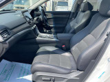 【助手席 】納車前には専門業者にてクリーニングを実施し綺麗な状態でお渡します!