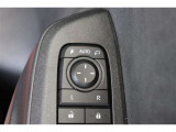 鍵の施錠開錠に合わせてドアミラーが開閉するオート格納機能付きのドアミラー。少し離れた場所からでも見た目で鍵の閉め忘れの確認が出来る便利な機能です。