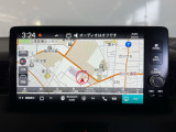 【Honda CONNECTディスプレー】9インチワイドナビディスプレーを装備しております。リアワイドカメラ・Bluetooth(R)・USB・ナビ連動ETC2.0付きです。