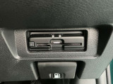 ここに ETC付いております。高速道路の料金所もスイスイ♪