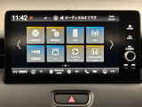 スマートフォンのような操作感の静電式タッチパネル。