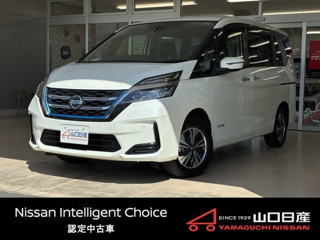 セレナ 1.2 e-POWER XV セカンドスライドアップシート