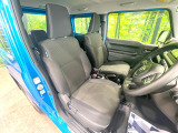 運転席シート廻りは使用感も少なく、良好な状態となっています。丁寧に使われていたことがよくわかりますね。