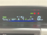 視認性のいいメーターを採用しており、快適なドライブをサポートします。