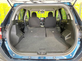 普段のお買い物や通勤、送迎等に十分な荷室スペースを確保しております。セカンドシートを倒すと、大きな荷物の積載も可能です♪