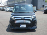 車高の高いコンパクトカーです