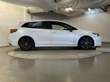 「中古車ハイブリッド保証」ハイブリッド機構を無償で保証します。保証期間は、初度登録年月から10年、またはロングラン保証が終了後3年間。ただし累計走行距離が20万km以内です。