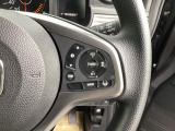 Hondaセンシングの機能のひとつ、アダプティブクルーズコントロール付!アクセルから足を離しても設定したスピードと前車との車間を保ち走行してくれます!車線維持もアシスト☆高速道路で疲労軽減ですね☆