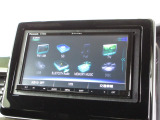 ナビゲーションはパナソニックメモリーナビ(CN-RE05D)を装着しております。AM、FM、CD、DVD再生、Bluetooth、音楽録音再生、フルセグTVがご使用いただけます。